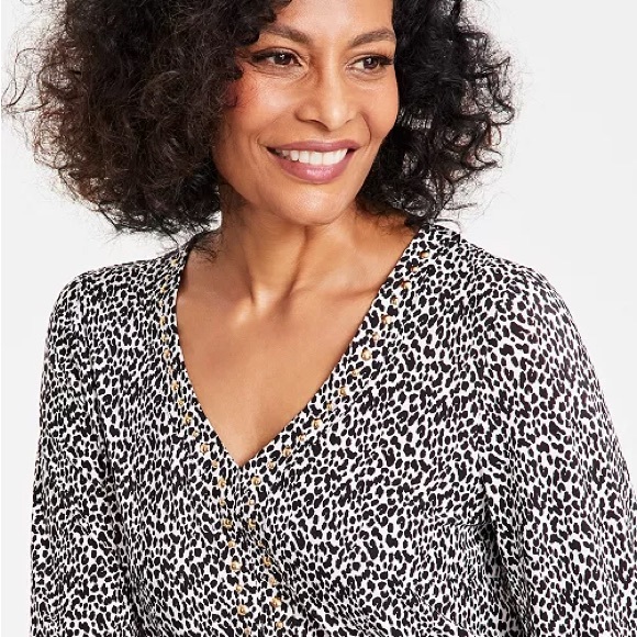 INC International Concepts Women's Printed Studded Top - Picture 4 of 8